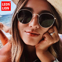 Load image into Gallery viewer, Luxury Mirror Sunglasses