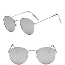 Load image into Gallery viewer, Vintage Oval Classic Sunglasses